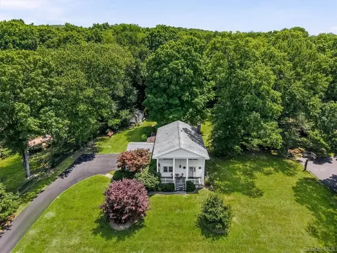19 Lincoln Road Putnam Valley NY 10579