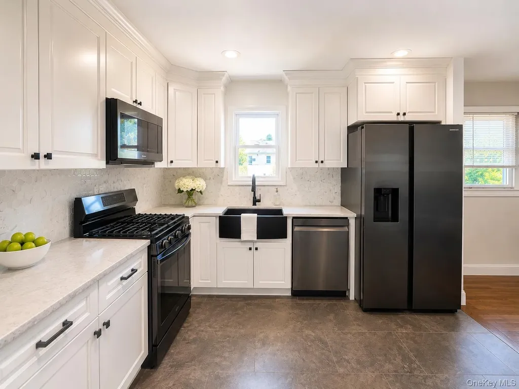 120 42nd Street Lindenhurst NY 11757