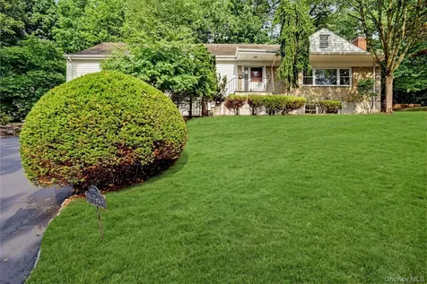 26 Midvale Road Hartsdale NY 10530