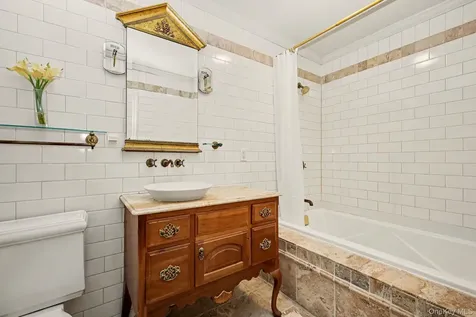 26 Midvale Road Hartsdale NY 10530