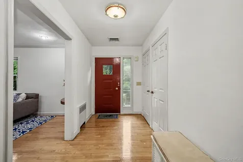 26 Midvale Road Hartsdale NY 10530