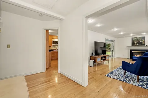 26 Midvale Road Hartsdale NY 10530