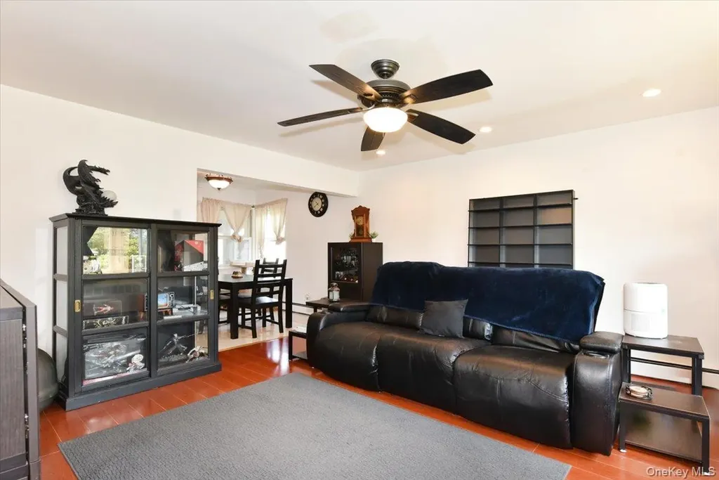 2 Ford Drive W Massapequa NY 11758