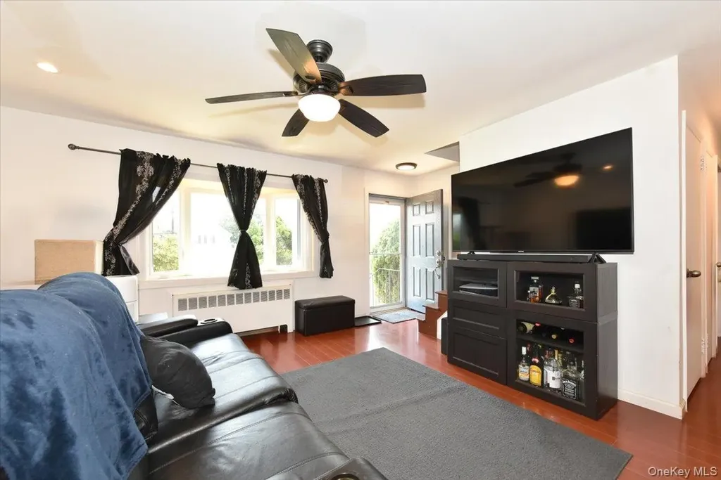 2 Ford Drive W Massapequa NY 11758