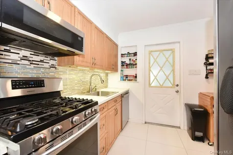 2 Ford Drive W Massapequa NY 11758