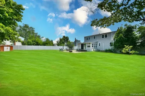 2 Ford Drive W Massapequa NY 11758
