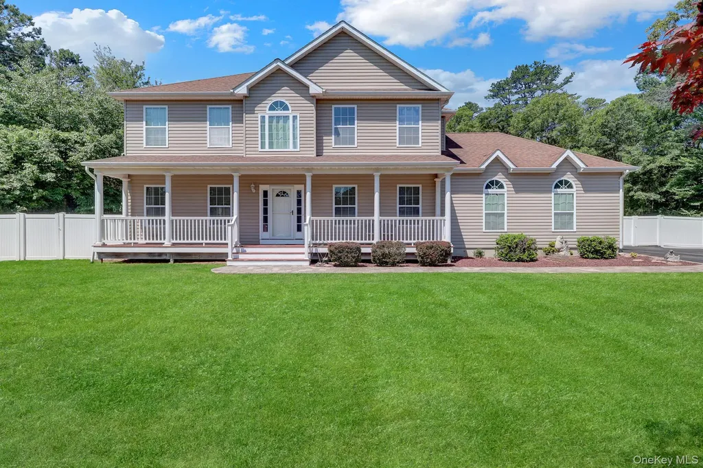 144 Mill Road Yaphank NY 11980