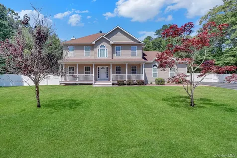 144 Mill Road Yaphank NY 11980