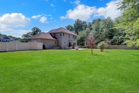 144 Mill Road Yaphank NY 11980