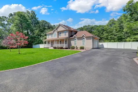 144 Mill Road Yaphank NY 11980