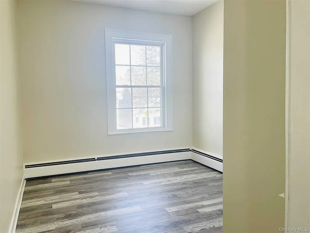 1612 Main Street Pleasant Valley NY 12569