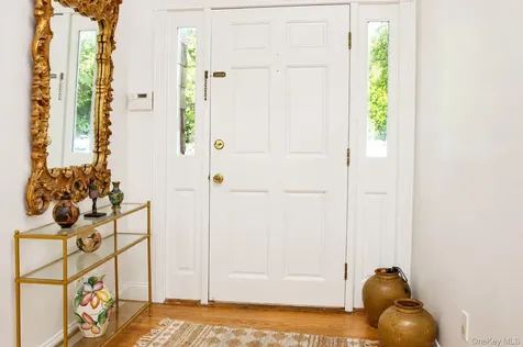 37 Post Lane Mamaroneck NY 10543