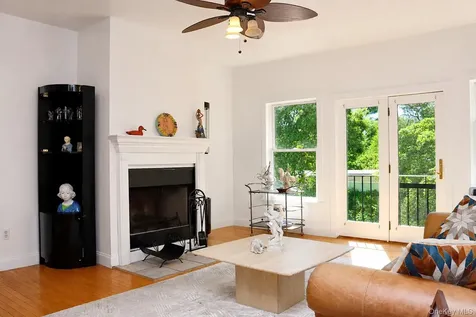 37 Post Lane Mamaroneck NY 10543