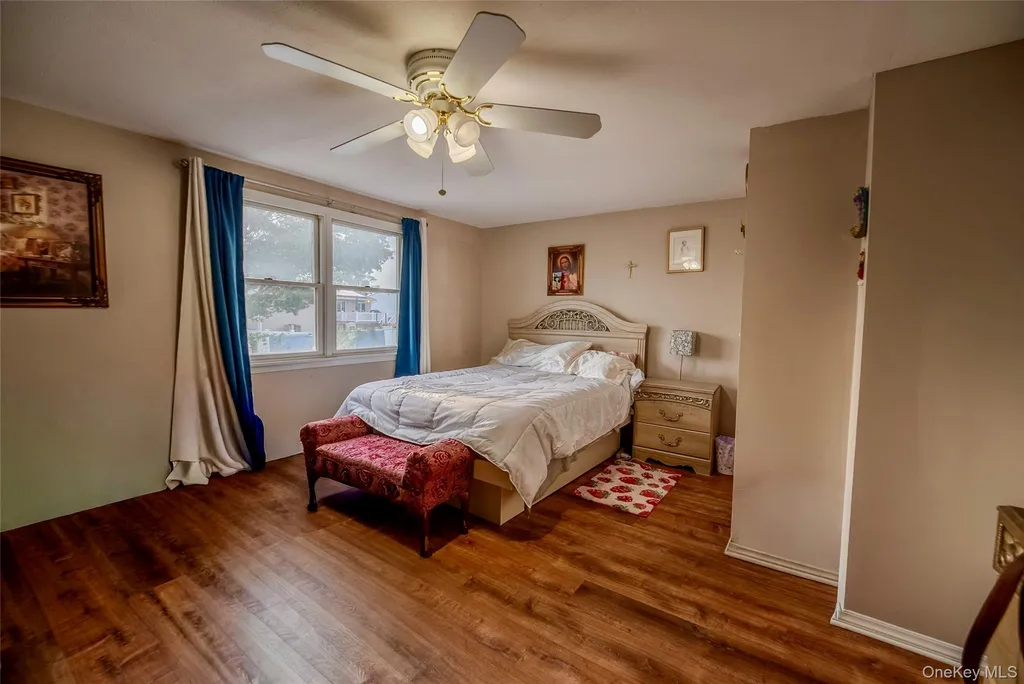 44 S Howell Avenue Farmingville NY 11738