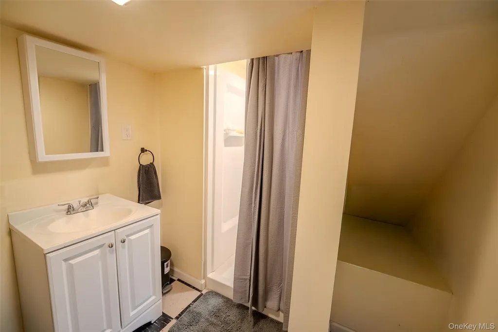 44 S Howell Avenue Farmingville NY 11738