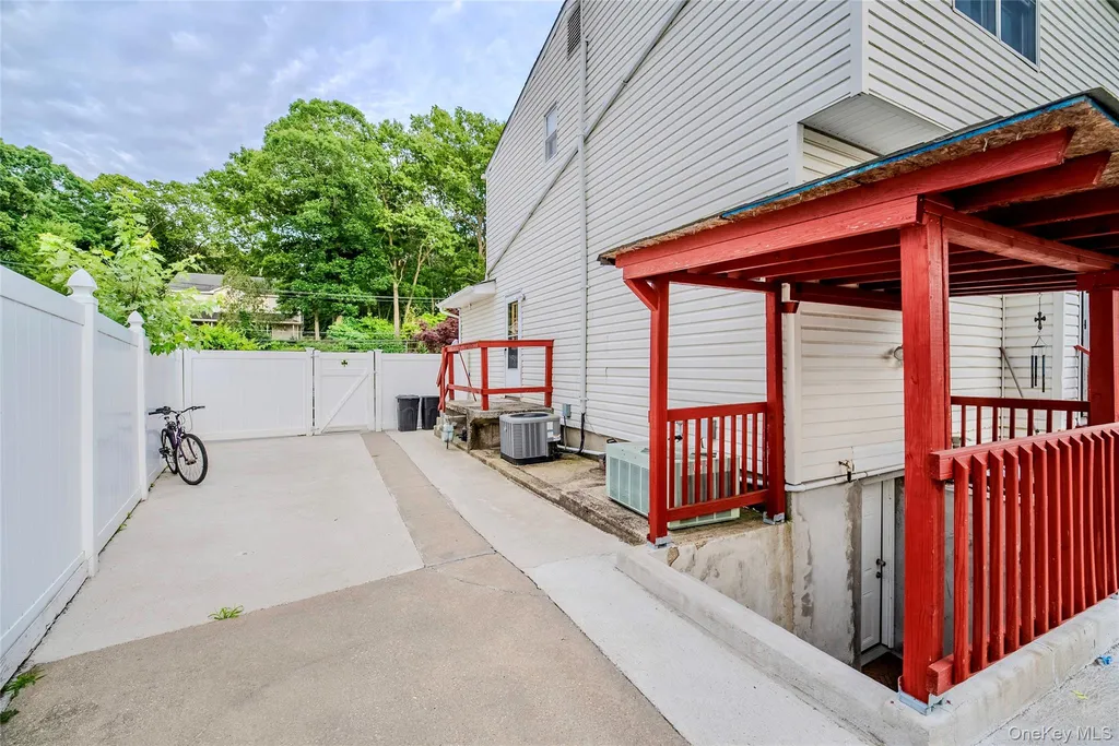 44 S Howell Avenue Farmingville NY 11738