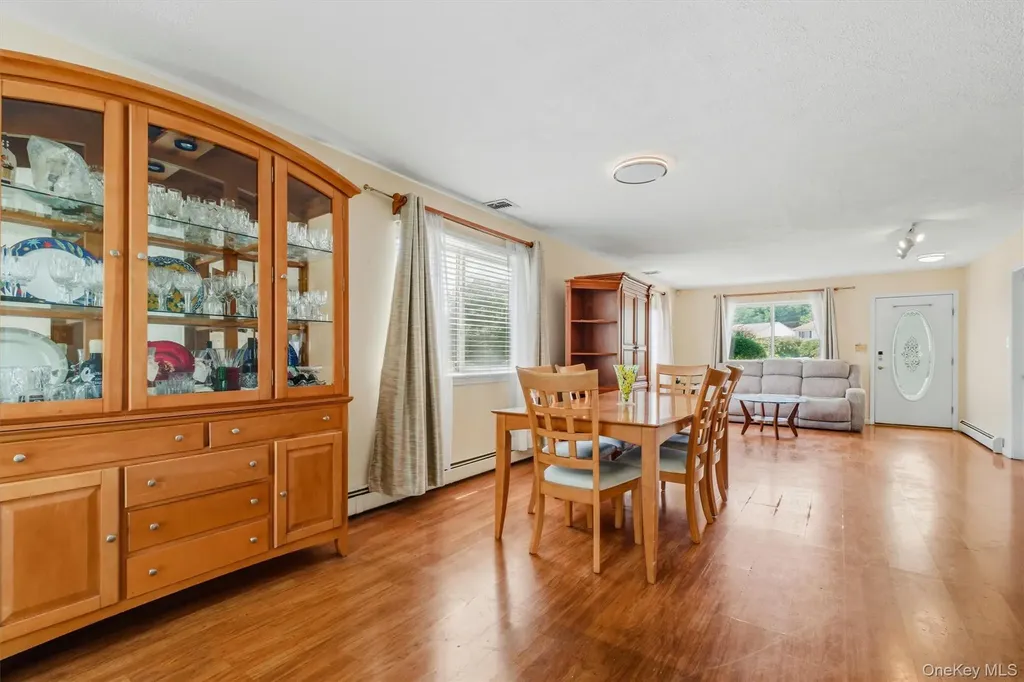 400 Plover Court New Windsor NY 12553
