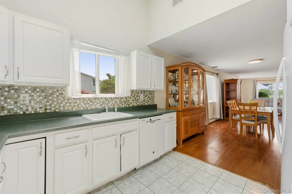 400 Plover Court New Windsor NY 12553