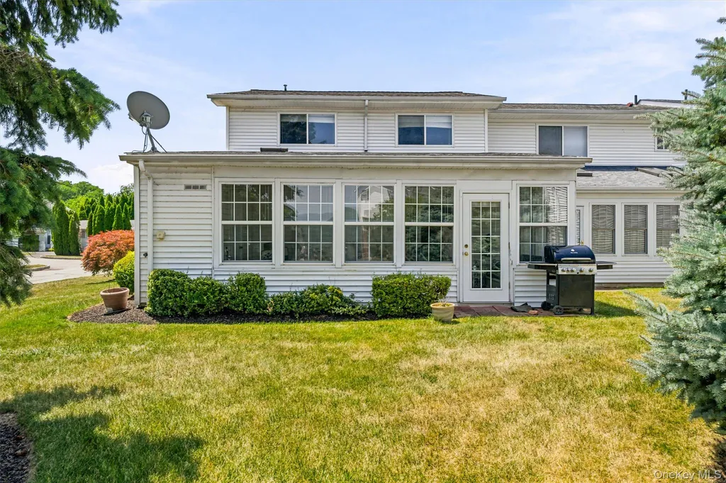 400 Plover Court New Windsor NY 12553