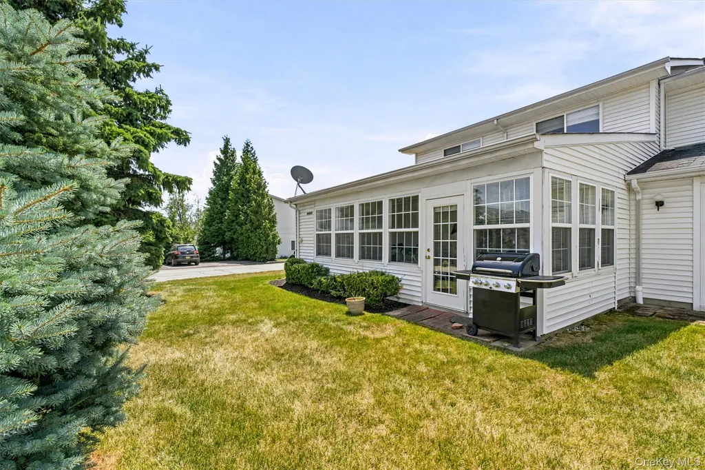 400 Plover Court New Windsor NY 12553