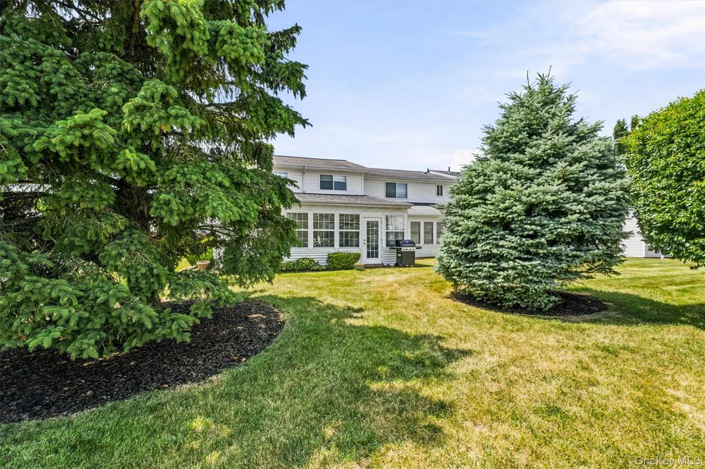 400 Plover Court New Windsor NY 12553
