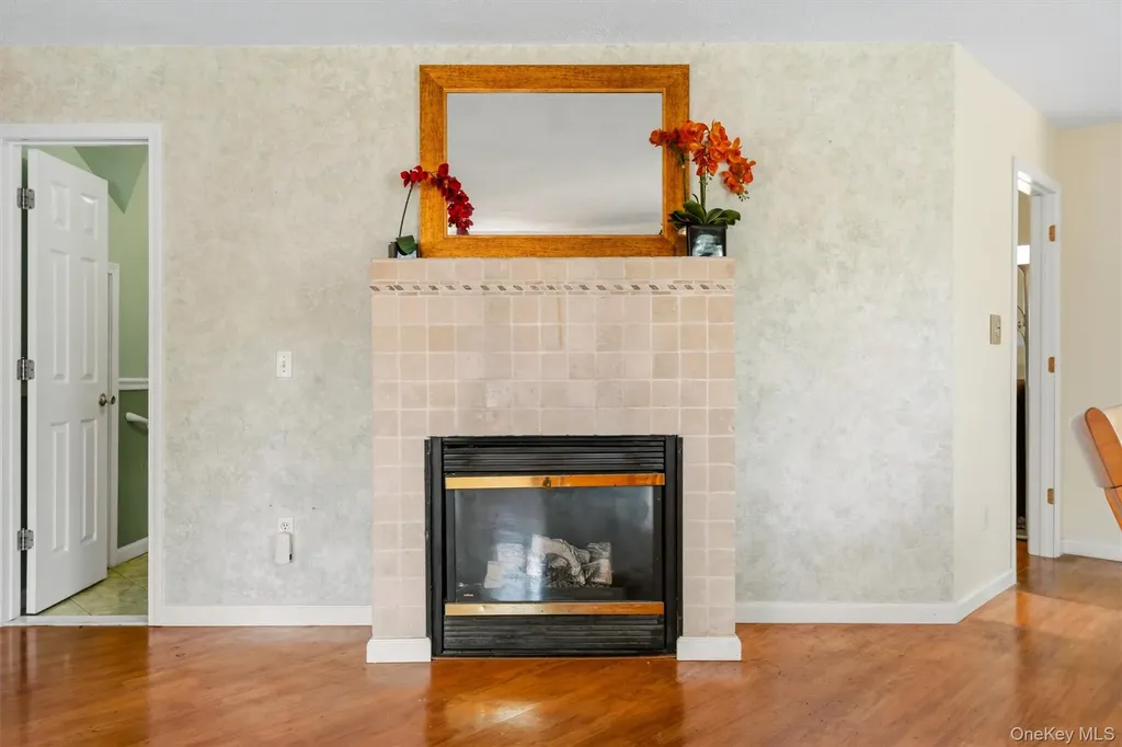 400 Plover Court New Windsor NY 12553
