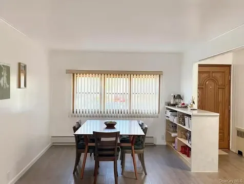 28 Wensley Road Plainview NY 11803