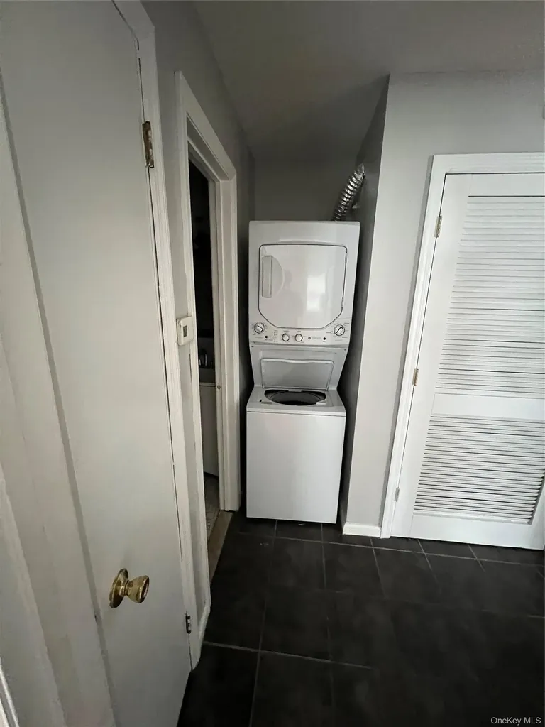 5 Ruth Court Middletown NY 10940