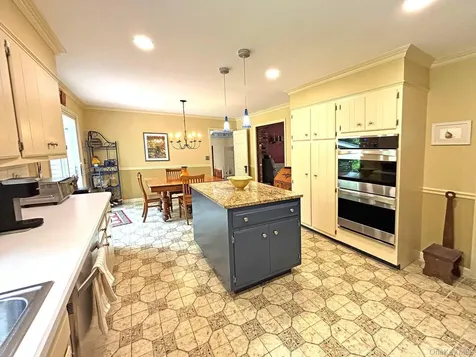 24 Ryan Drive West Hurley NY 12491
