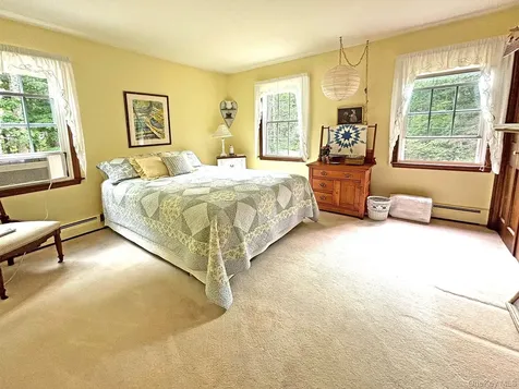 24 Ryan Drive West Hurley NY 12491