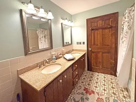 24 Ryan Drive West Hurley NY 12491