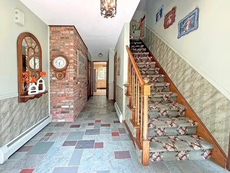 24 Ryan Drive West Hurley NY 12491