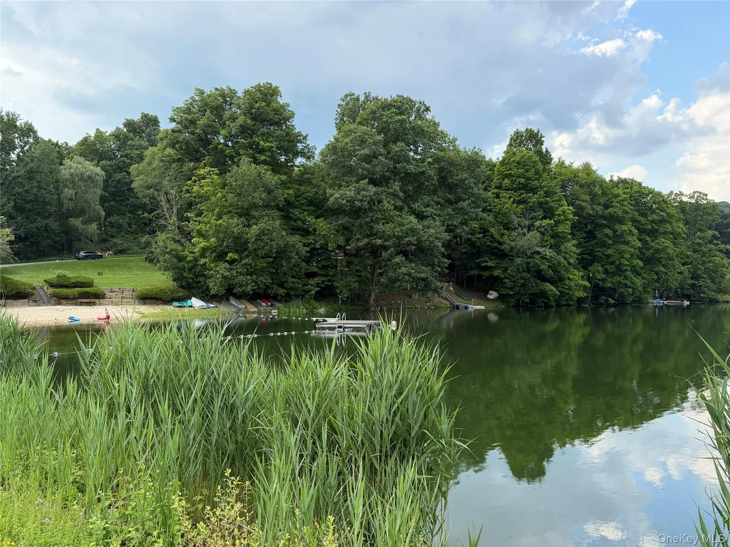 222 Beach Drive Mahopac NY 10541