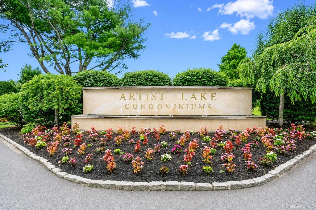 282 Artist Lake Drive Middle Island NY 11953