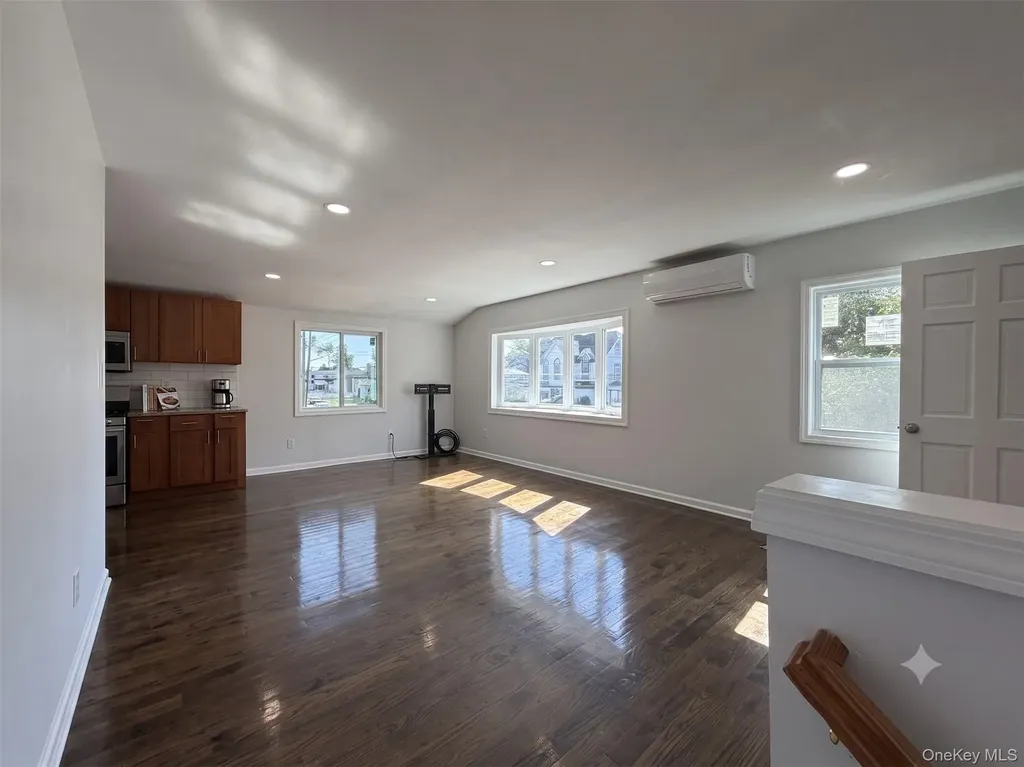 14302 222nd Street Laurelton NY 11413
