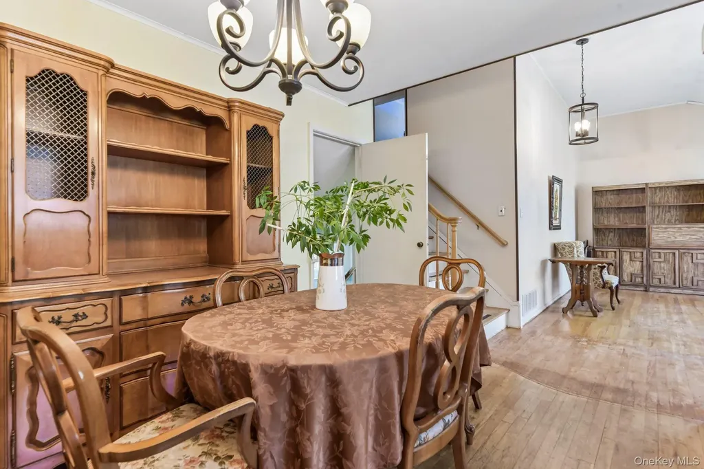 24 Oakley Drive Huntington Station NY 11746