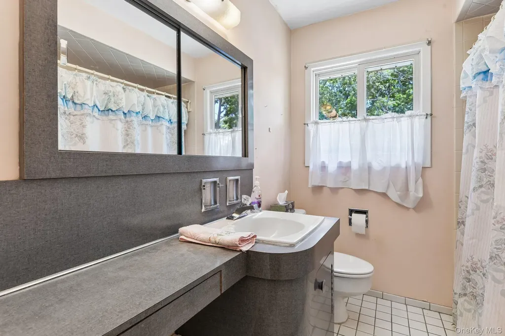 24 Oakley Drive Huntington Station NY 11746