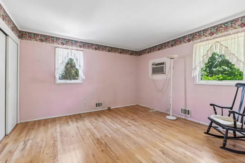 24 Oakley Drive Huntington Station NY 11746