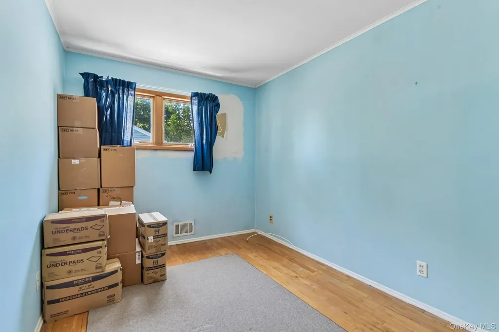 24 Oakley Drive Huntington Station NY 11746