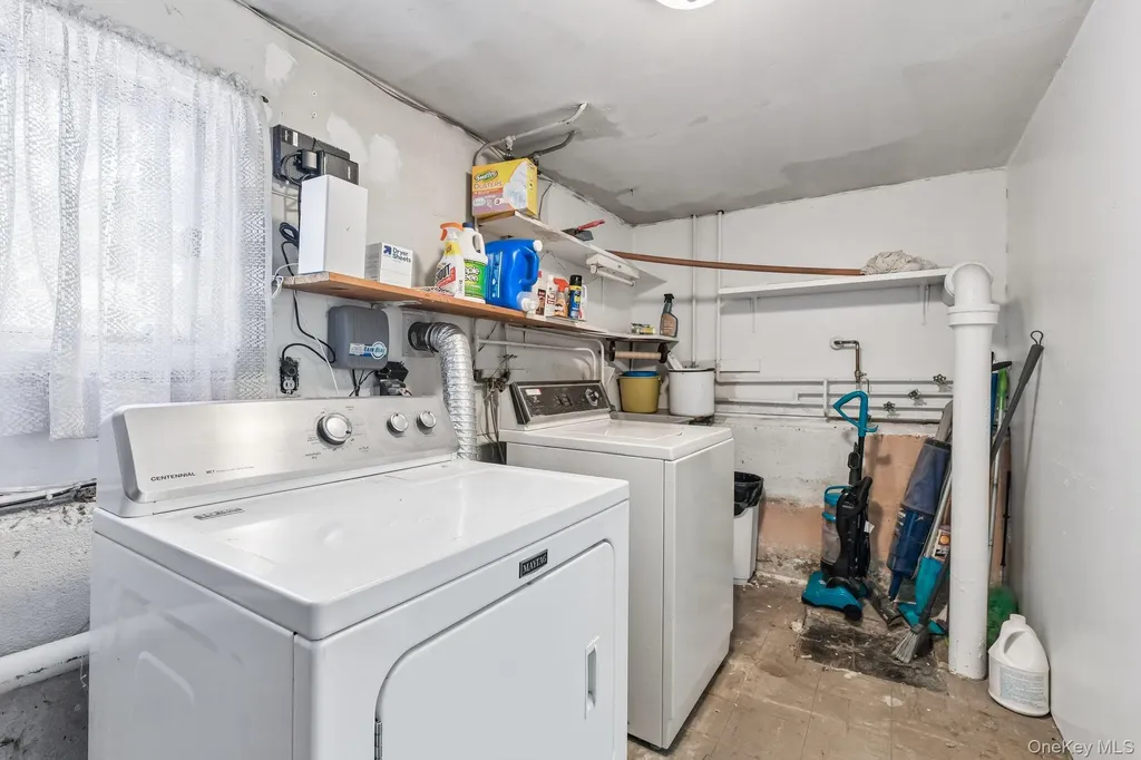 24 Oakley Drive Huntington Station NY 11746