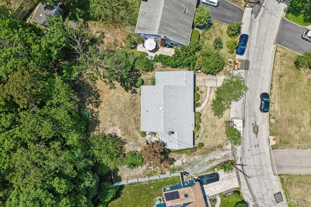 24 Oakley Drive Huntington Station NY 11746