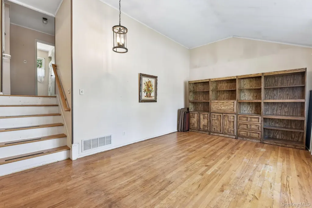 24 Oakley Drive Huntington Station NY 11746