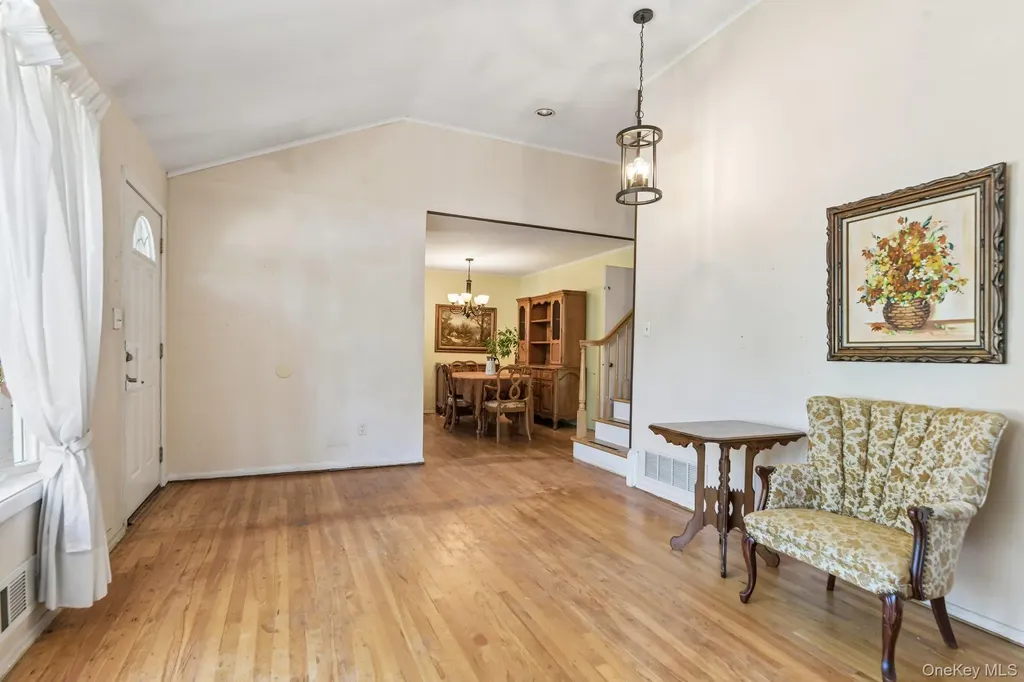 24 Oakley Drive Huntington Station NY 11746