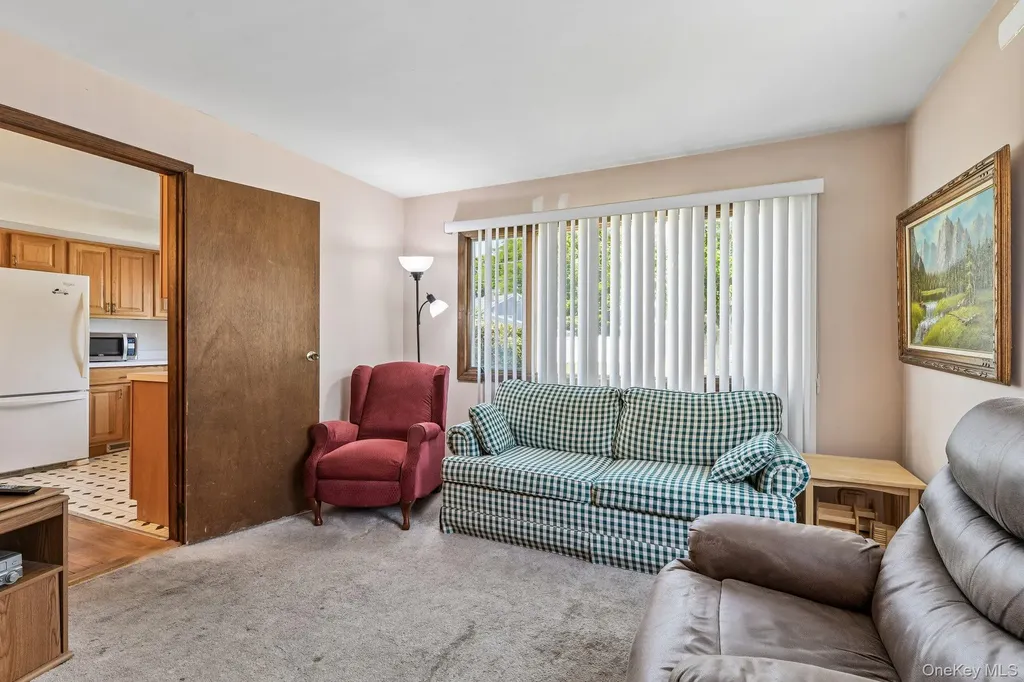 24 Oakley Drive Huntington Station NY 11746