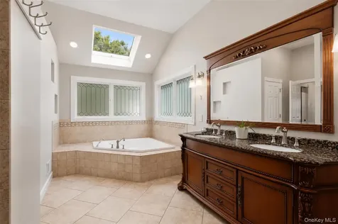 12 Leeside Road Carmel NY 10512