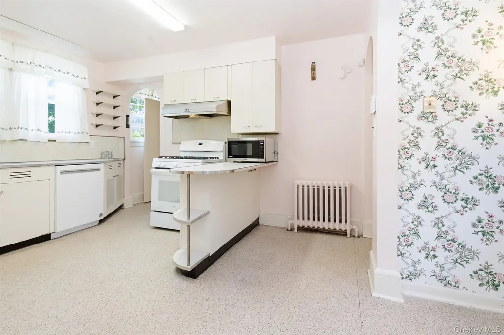 9 Leith Place White Plains NY 10605