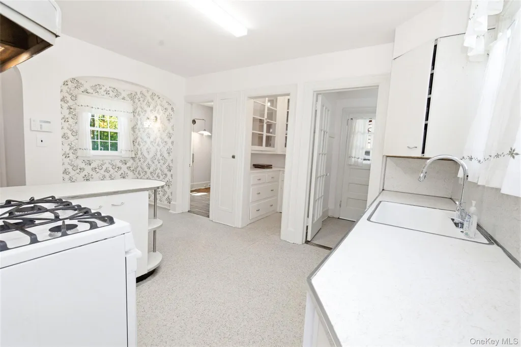 9 Leith Place White Plains NY 10605