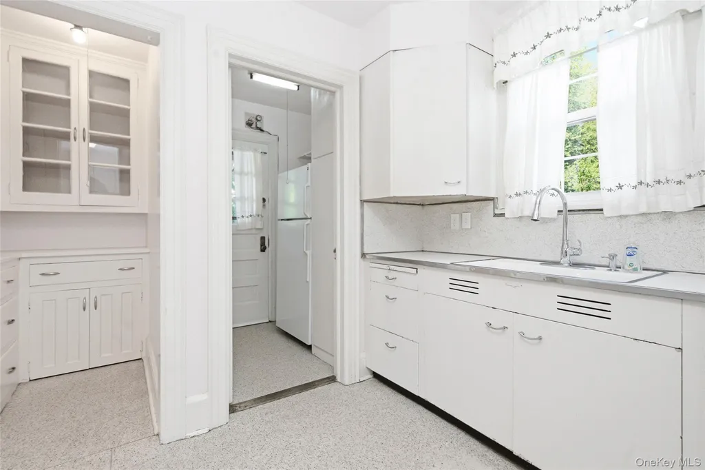 9 Leith Place White Plains NY 10605