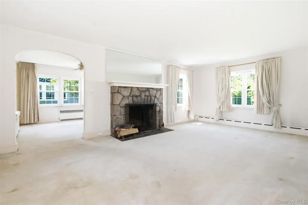 9 Leith Place White Plains NY 10605