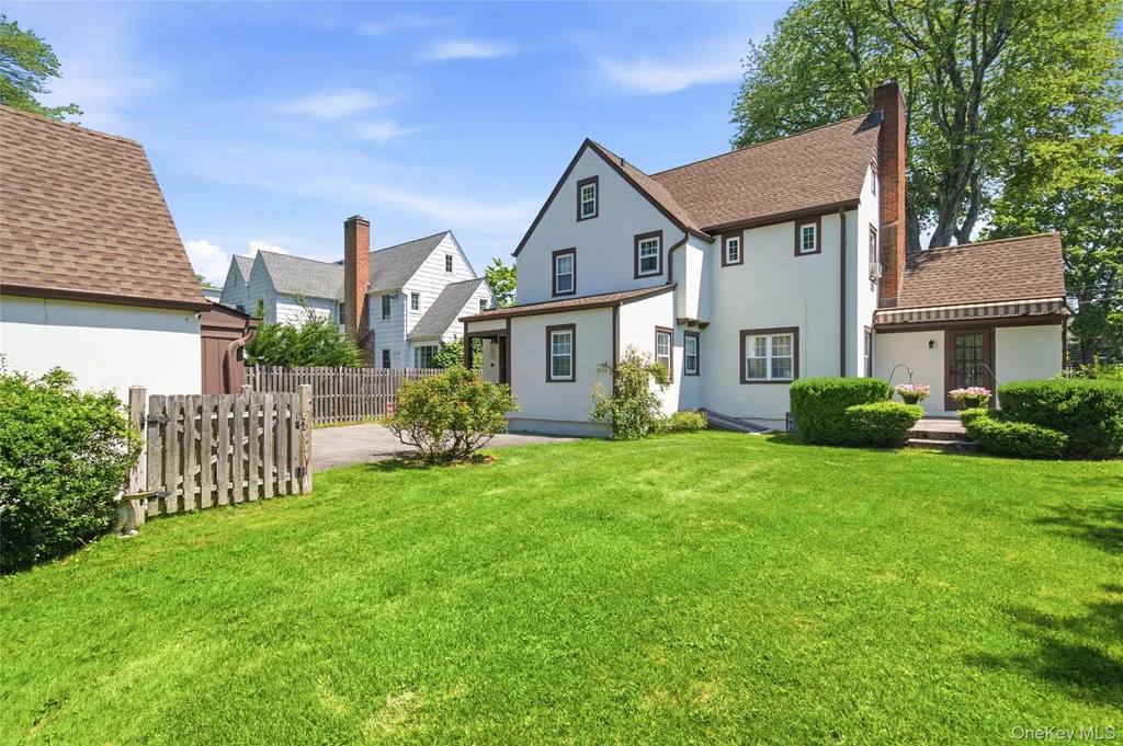 9 Leith Place White Plains NY 10605